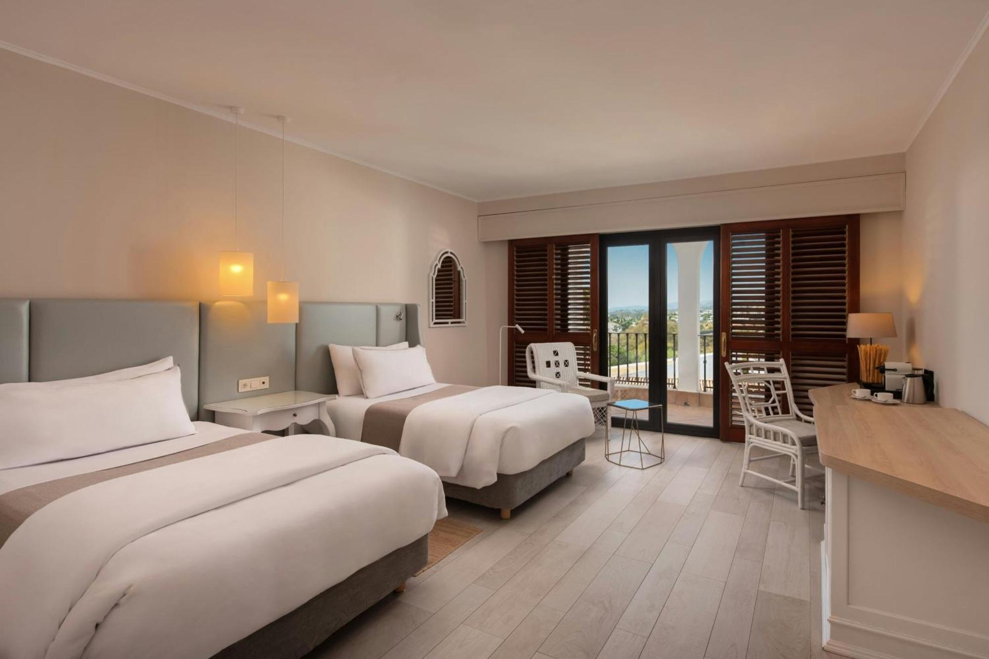Classic Twin Room with Panoramic View,1697787873:JPEG